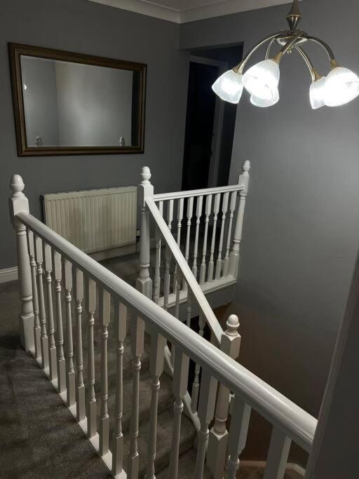 Frank Lane Villa Dewsbury Kültér fotó